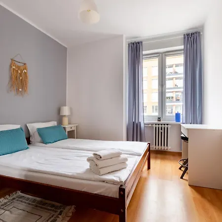 Rajska Centre By Bookinghost Lägenhet *